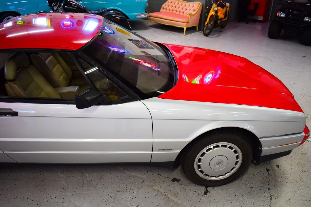 1990 Cadillac Allante - Image 5 of 20