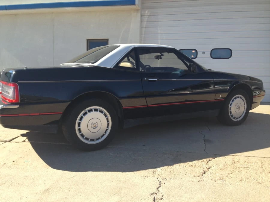 1990 Cadillac Allante - Image 2 of 4