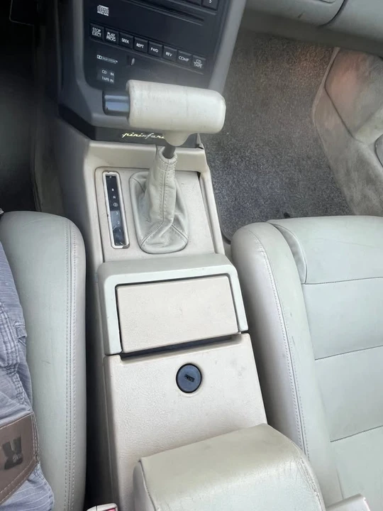 1990 Cadillac Allante - Image 11 of 19