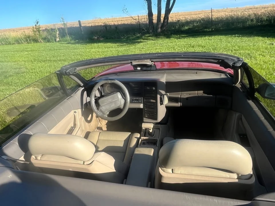 1990 Cadillac Allante - Image 12 of 19