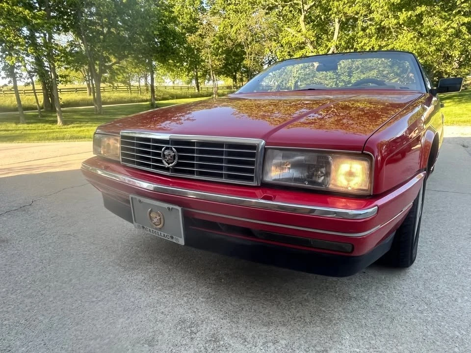 1990 Cadillac Allante - Image 17 of 19