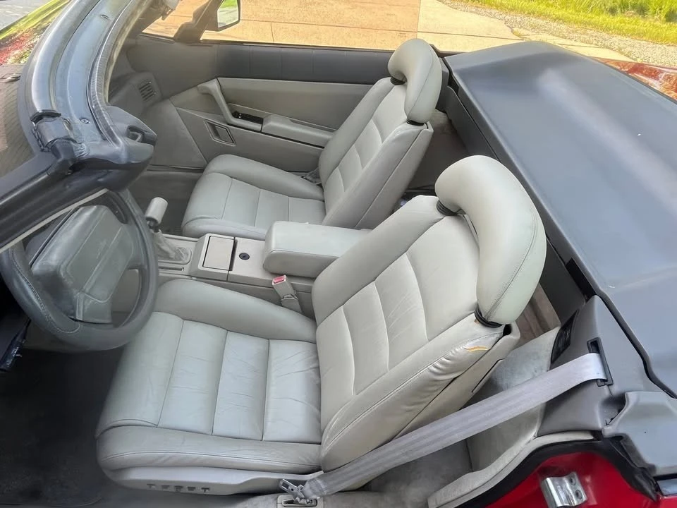 1990 Cadillac Allante - Image 14 of 19