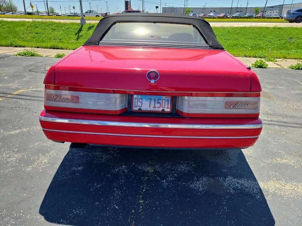 1990 Cadillac Allante - Image 7 of 13
