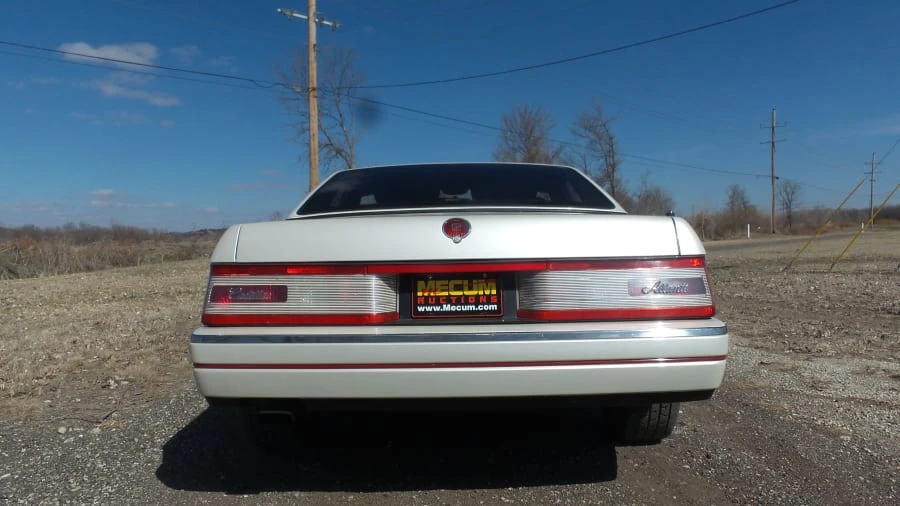 1990 Cadillac Allante - Image 2 of 4