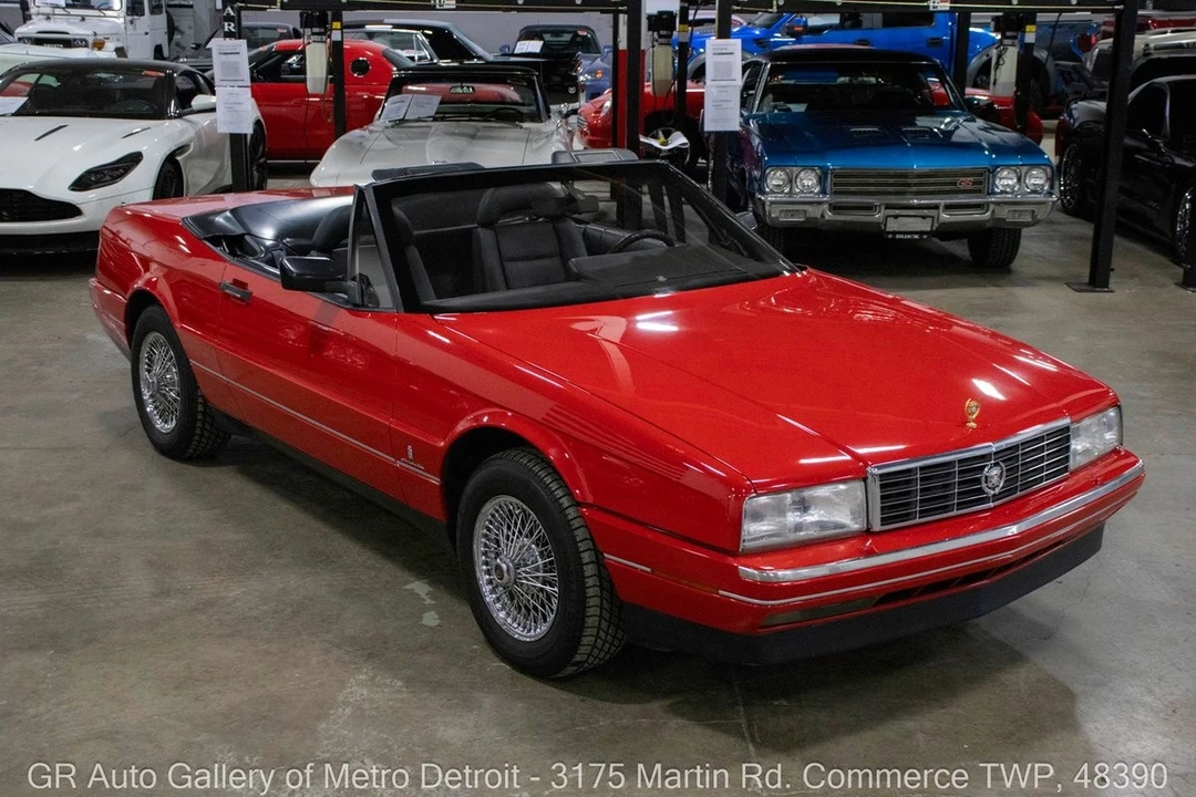 1990 Cadillac Allante - Image 10 of 12