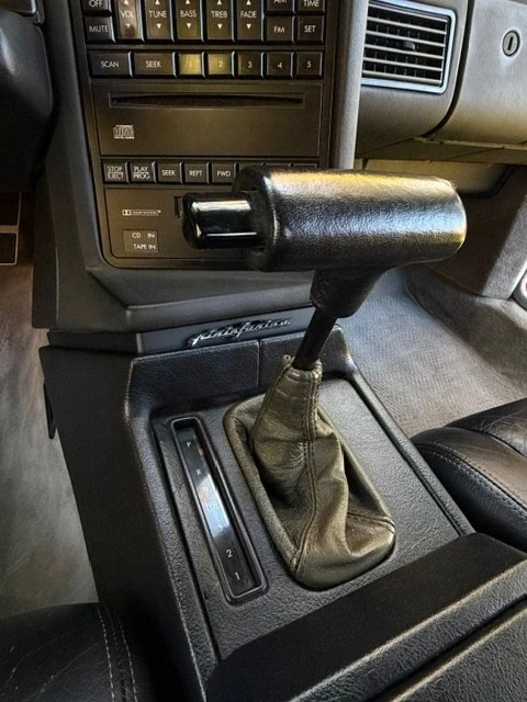 1990 Cadillac Allante - Image 14 of 20