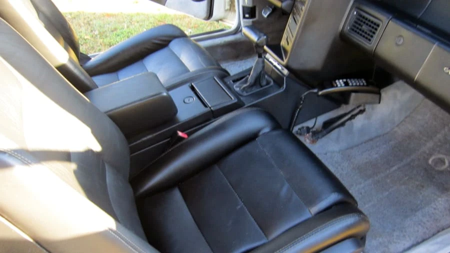 1990 Cadillac Allante - Image 5 of 9