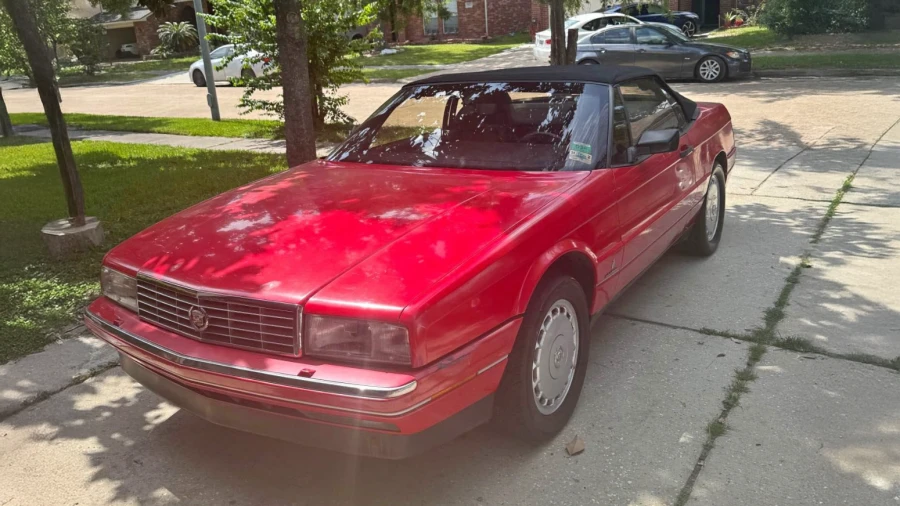 1990 Cadillac Allante - Image 5 of 15