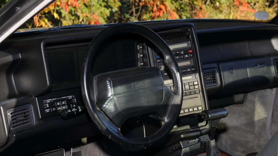 1990 Cadillac Allante - Image 9 of 14