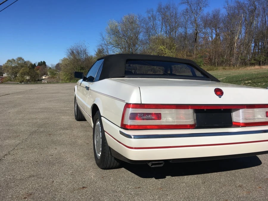 1990 Cadillac Allante - Image 3 of 8