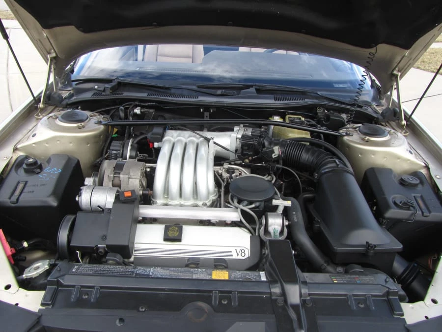 1990 Cadillac Allante - Image 6 of 8