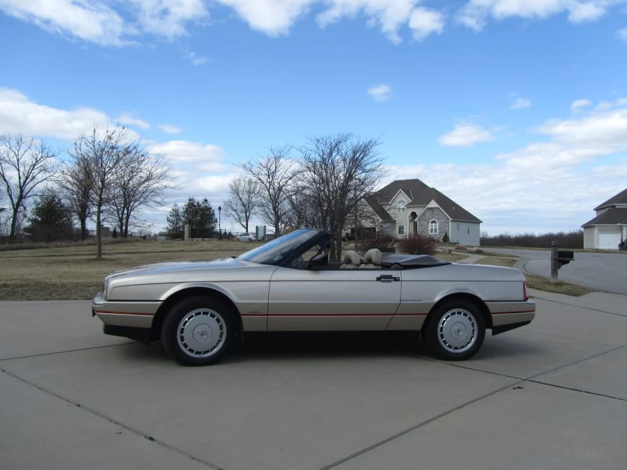 1990 Cadillac Allante - Image 7 of 8