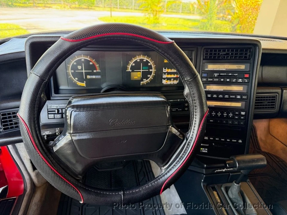 1990 Cadillac Allante - Image 11 of 12