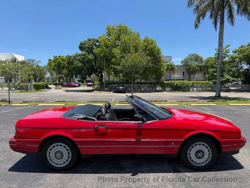 1990 Cadillac Allante - Image 6 of 12