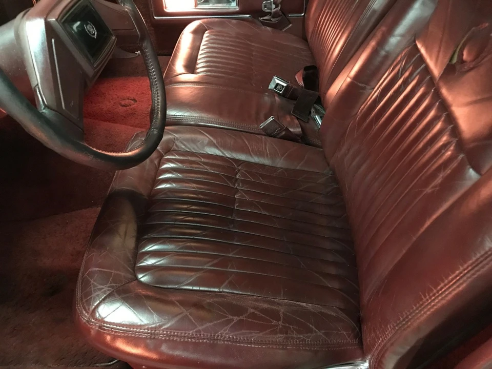 1990 Cadillac Brougham - Image 21 of 21