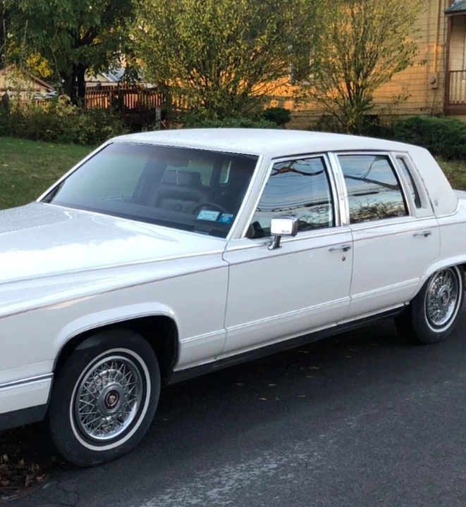 1990 Cadillac Brougham - Image 4 of 21