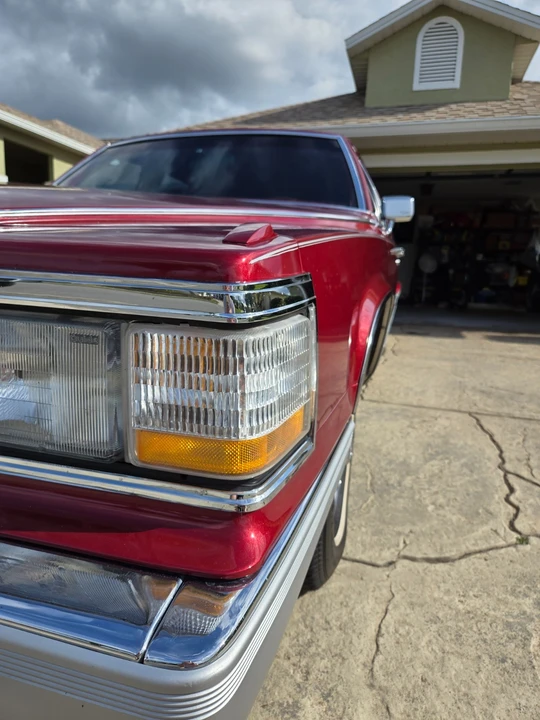 1990 Cadillac Brougham - Image 12 of 21