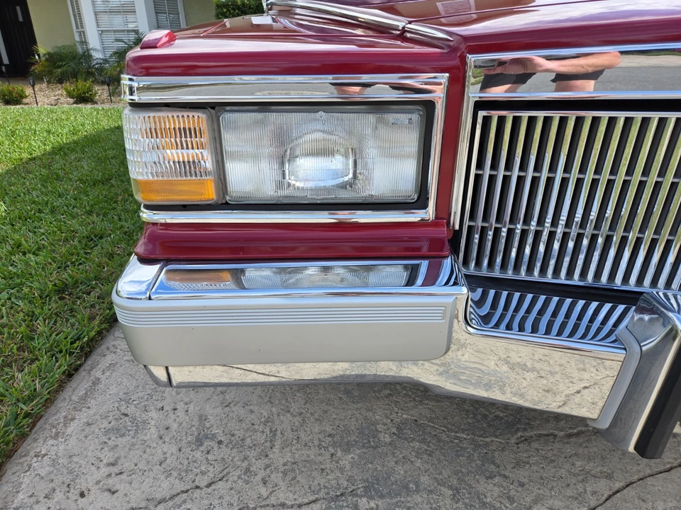 1990 Cadillac Brougham - Image 13 of 21