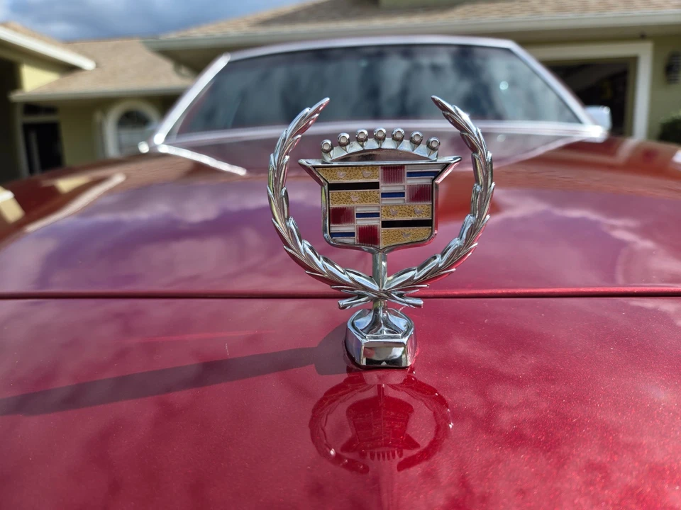 1990 Cadillac Brougham - Image 11 of 21