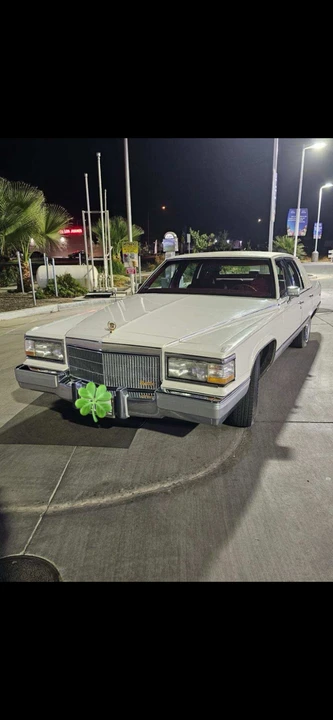 1990 Cadillac Brougham - Image 12 of 18
