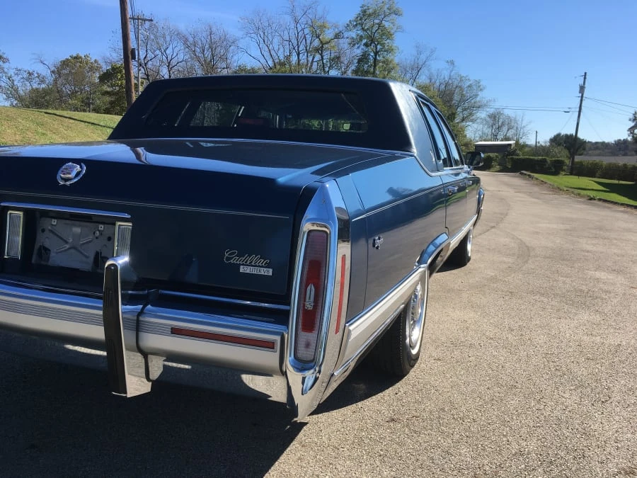 1990 Cadillac Brougham - Image 7 of 7
