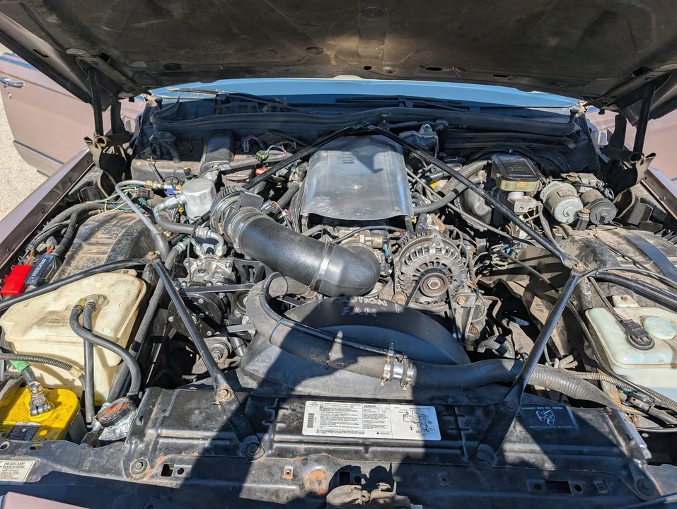 1990 Cadillac Brougham - Image 7 of 21