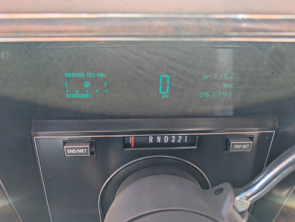 1990 Cadillac Brougham - Image 9 of 21