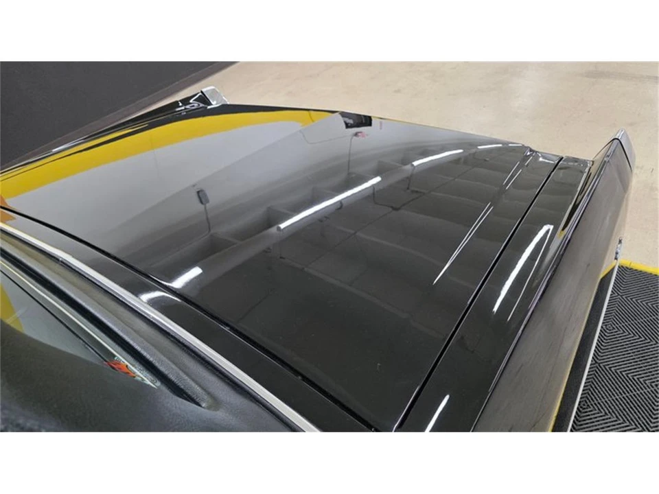 1990 Cadillac Brougham - Image 19 of 31