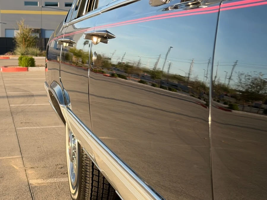 1990 Cadillac Brougham - Image 8 of 20