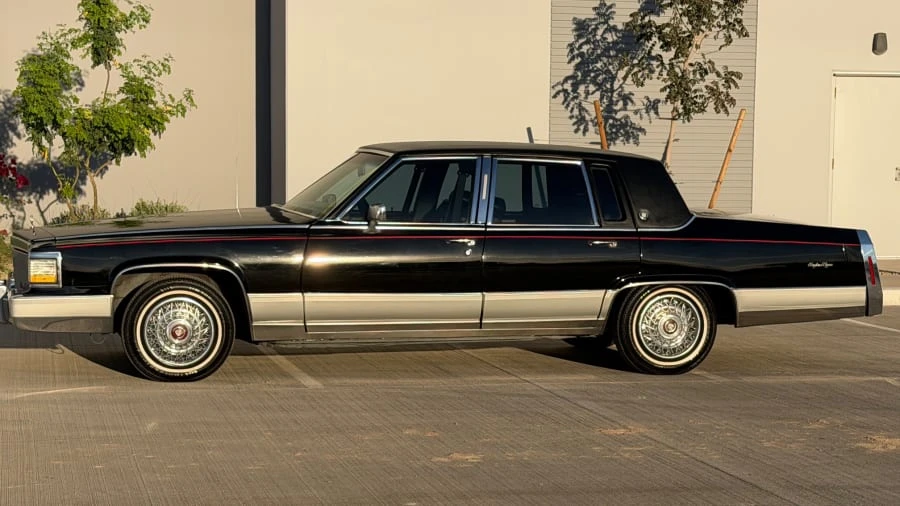 1990 Cadillac Brougham - Image 4 of 20