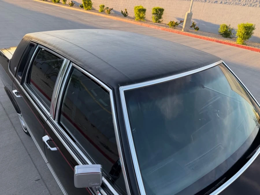 1990 Cadillac Brougham - Image 6 of 20