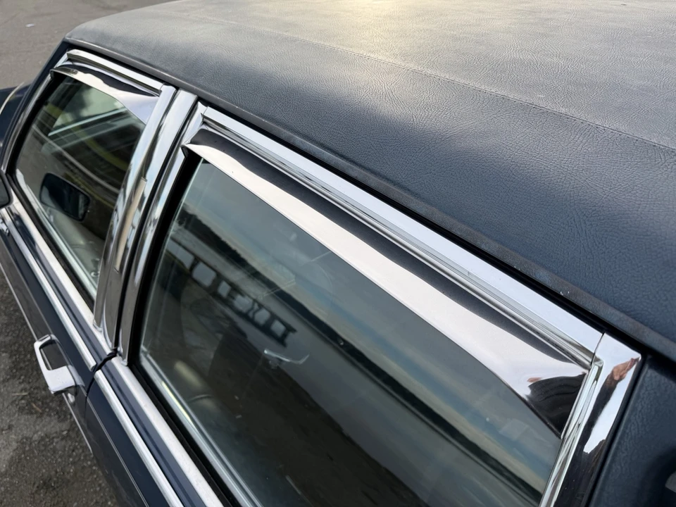 1990 Cadillac Brougham - Image 21 of 21