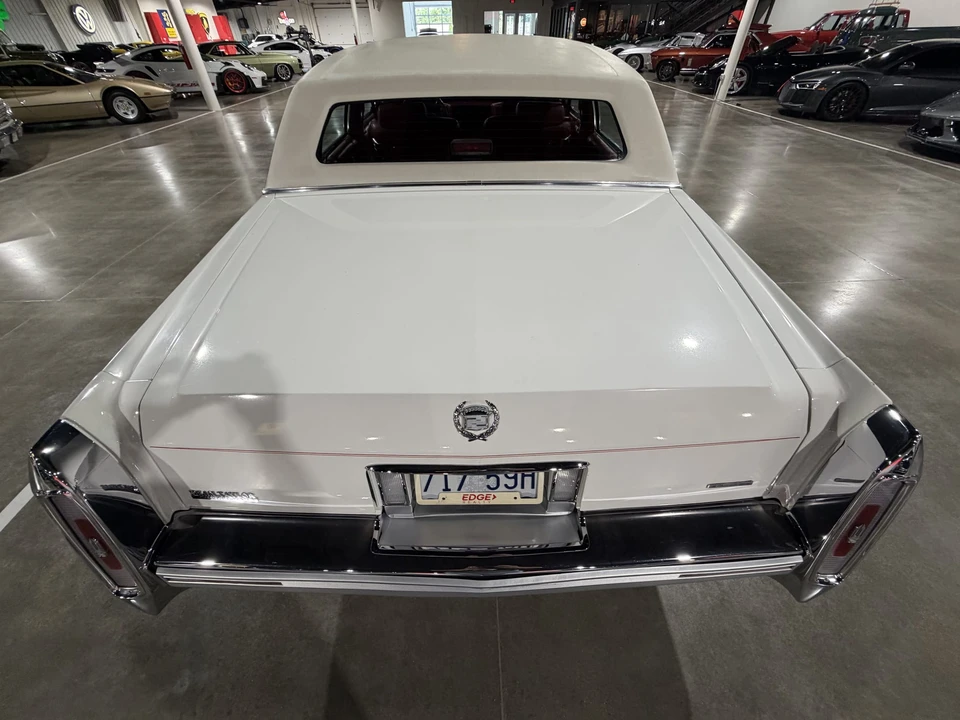 1990 Cadillac Brougham - Image 5 of 31