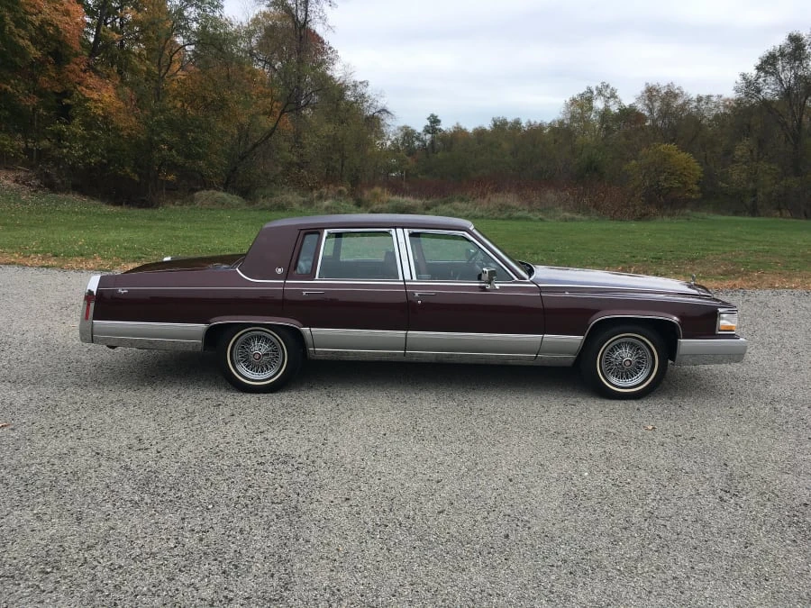 1990 Cadillac Brougham - Image 6 of 7