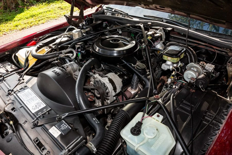 1990 Cadillac Brougham - Image 8 of 20