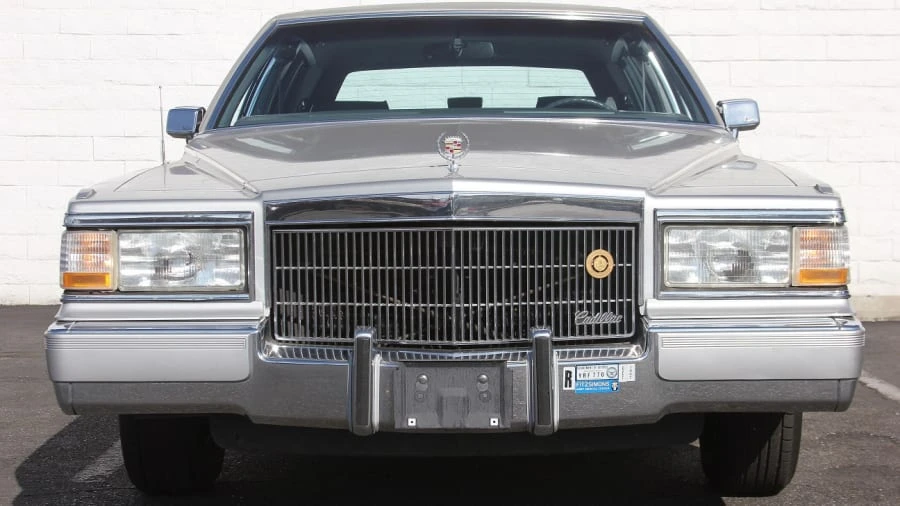 1990 Cadillac Brougham - Image 7 of 11