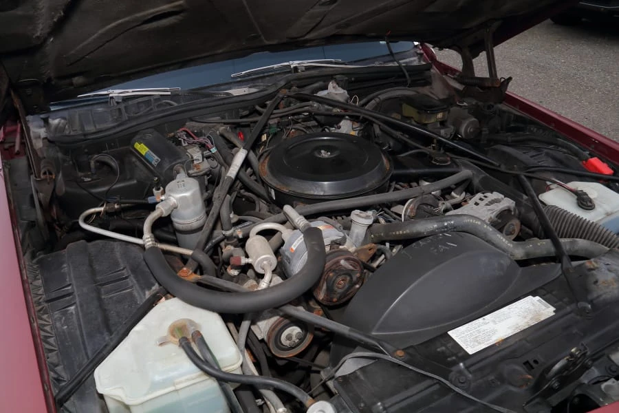 1990 Cadillac Brougham - Image 25 of 25