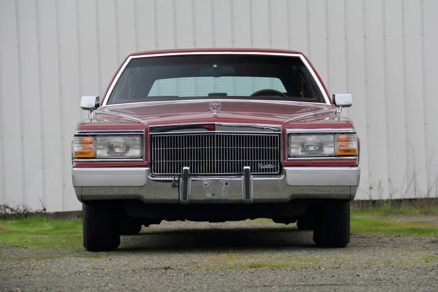 1990 Cadillac Brougham - Image 8 of 25
