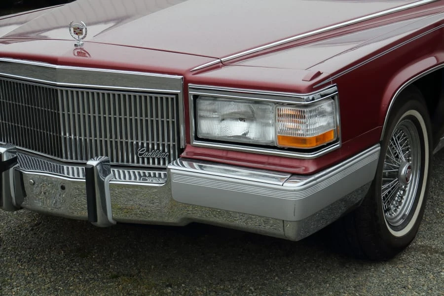 1990 Cadillac Brougham - Image 7 of 25