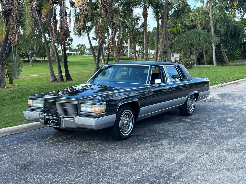 1990 Cadillac Brougham - Image 2 of 31