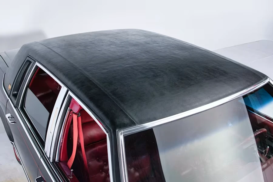 1990 Cadillac Brougham - Image 7 of 31