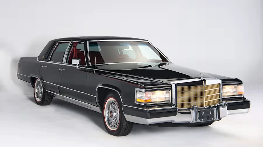 1990 Cadillac Brougham - Image 6 of 31
