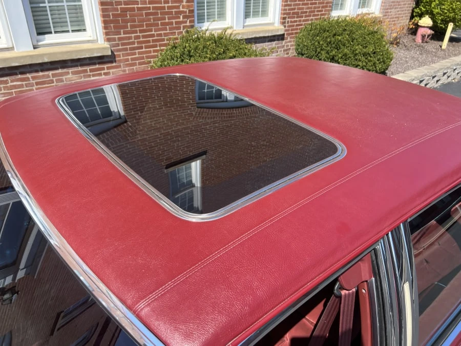 1990 Cadillac Brougham - Image 4 of 11