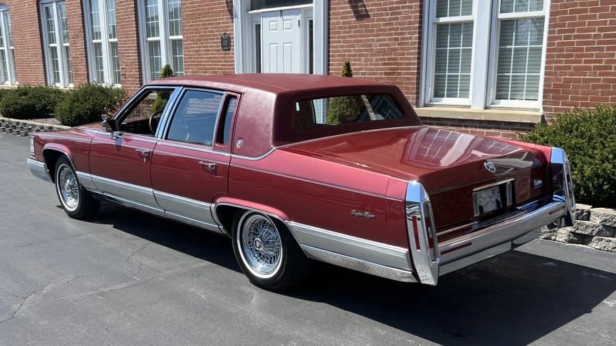 1990 Cadillac Brougham - Image 3 of 11
