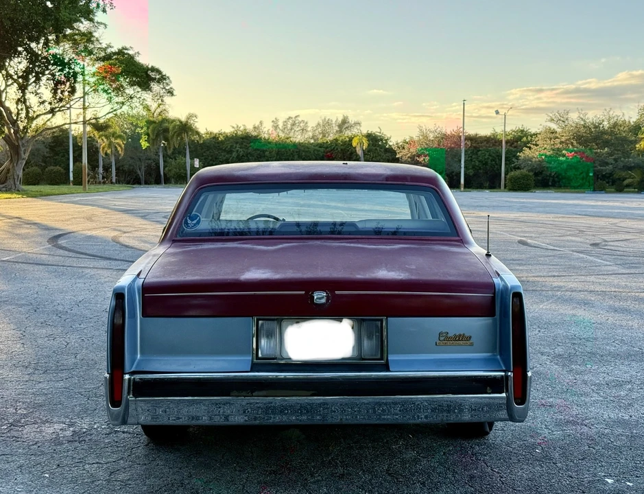 1990 Cadillac DeVille 7th Gen - Image 6 of 16