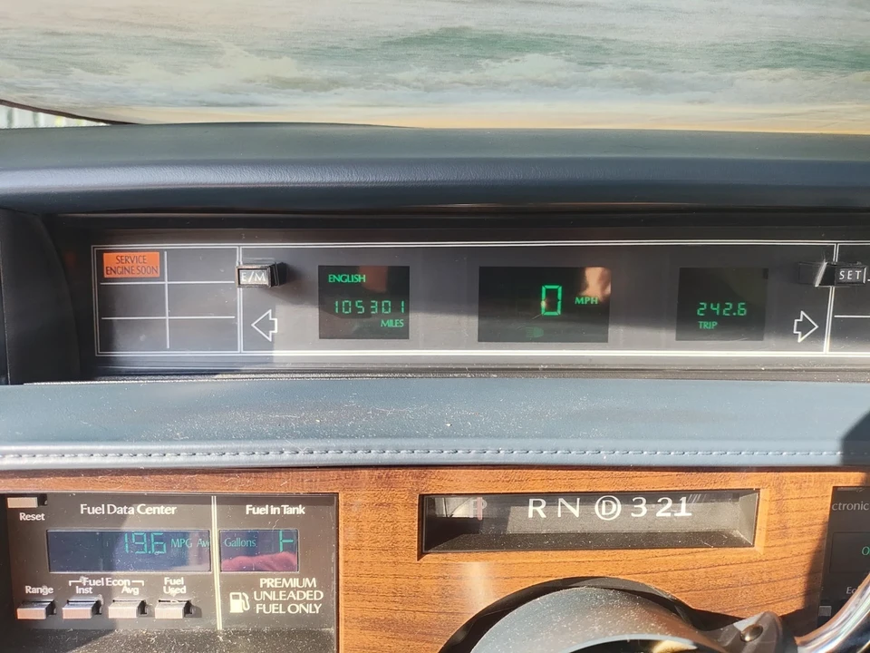 1990 Cadillac DeVille 7th Gen - Image 17 of 18