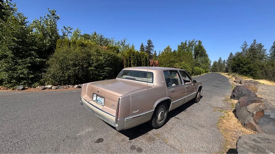 1990 Cadillac DeVille 6th Gen - Image 4 of 12