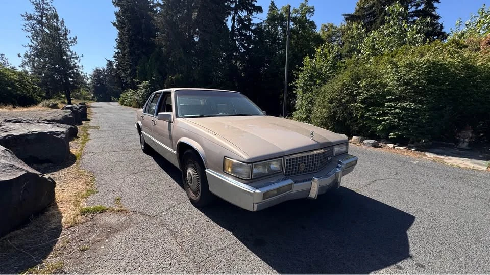 1990 Cadillac DeVille 6th Gen - Image 2 of 12