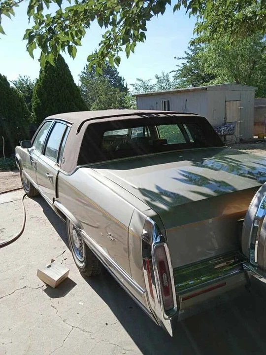 1990 Cadillac DeVille 6th Gen - Image 3 of 6