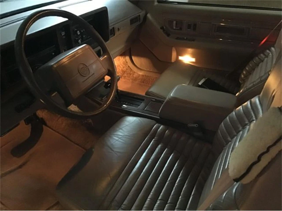 1990 Cadillac Eldorado 11th Gen - Image 8 of 13